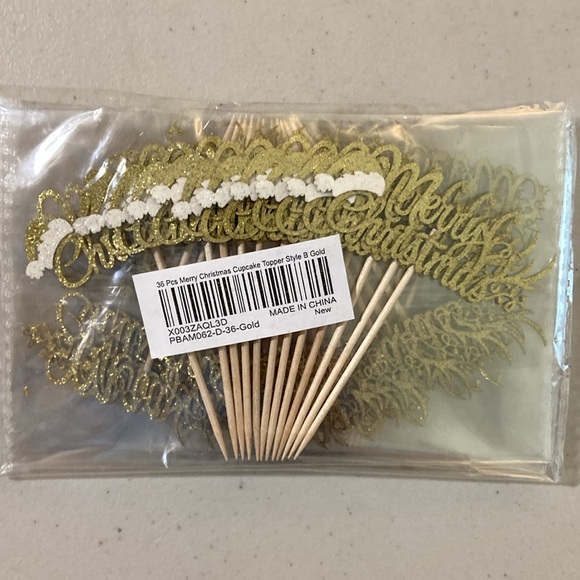 Holiday Cup Cake Topper bundle 5 Packs - Picture 7 of 11